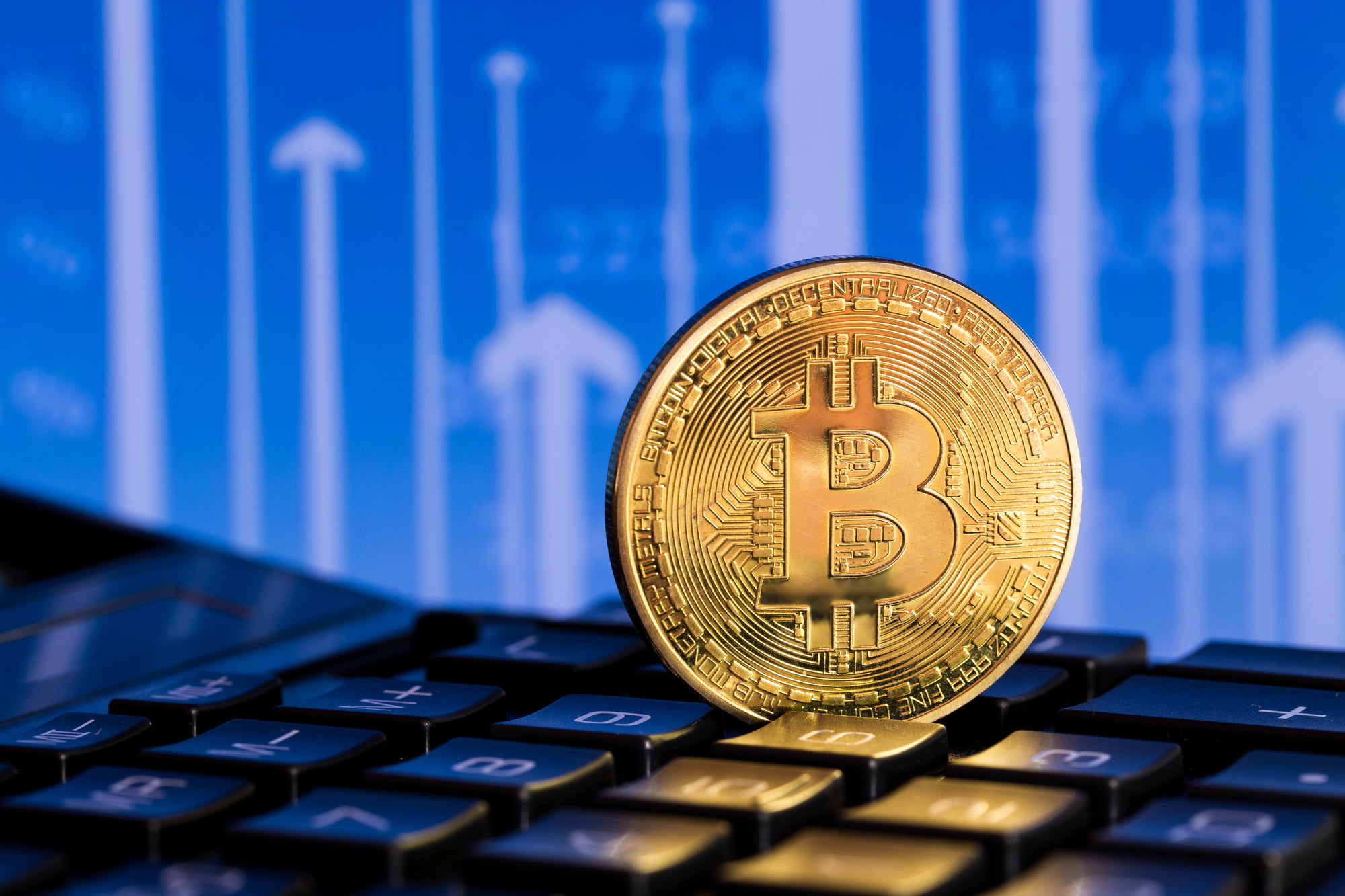 Have you ever been interested in the cryptocurrency vs digital currency debate? Do you understand the difference between the two? Read on to find out.