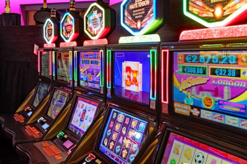 Gambling can be a fun way to make money when you know what you're doing. This comprehensive guide will teach you how to win at slots.