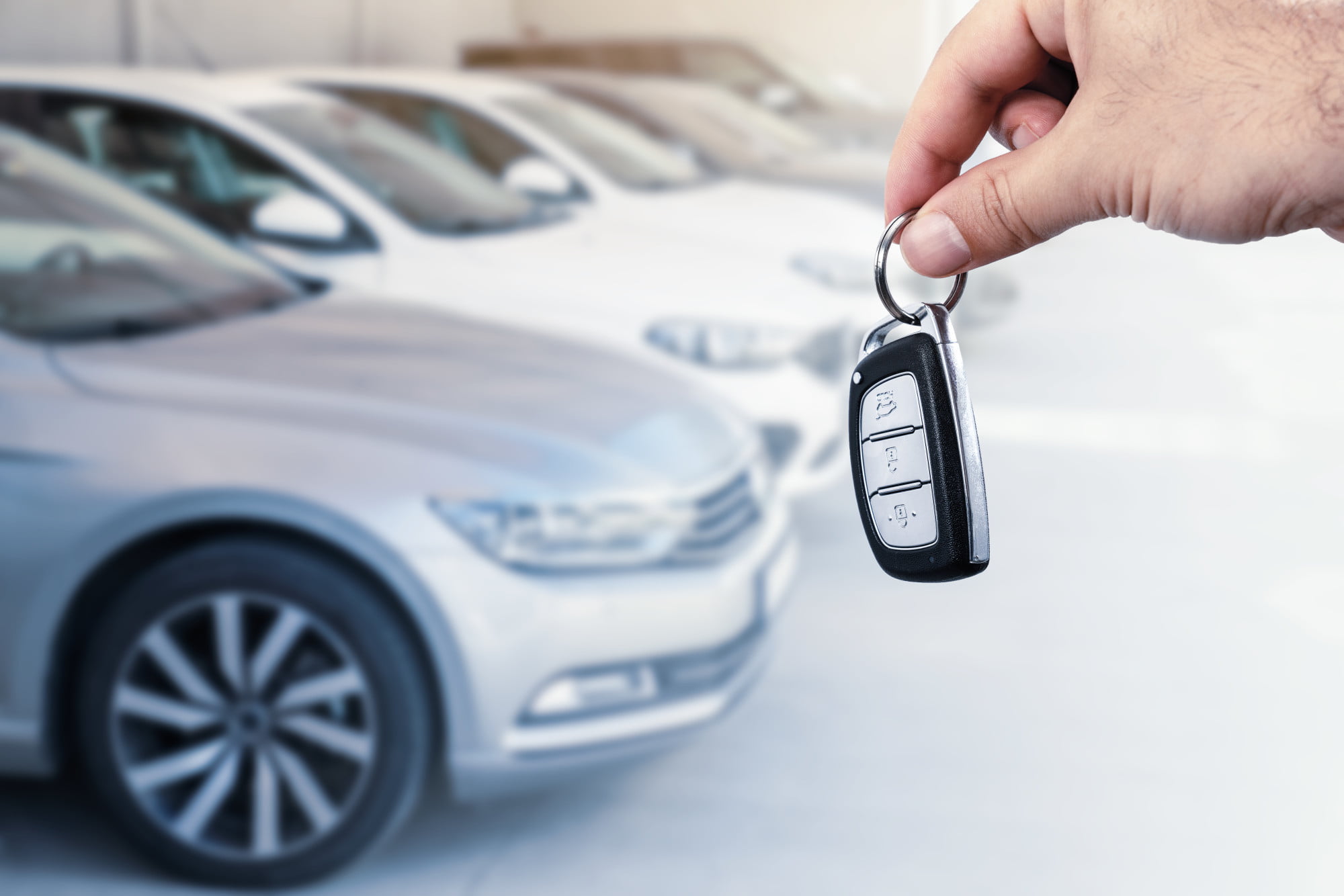 Are you looking to buy or lease a car for business? Learn more about what you need to know between buying or leasing a car and the advantages for your business.