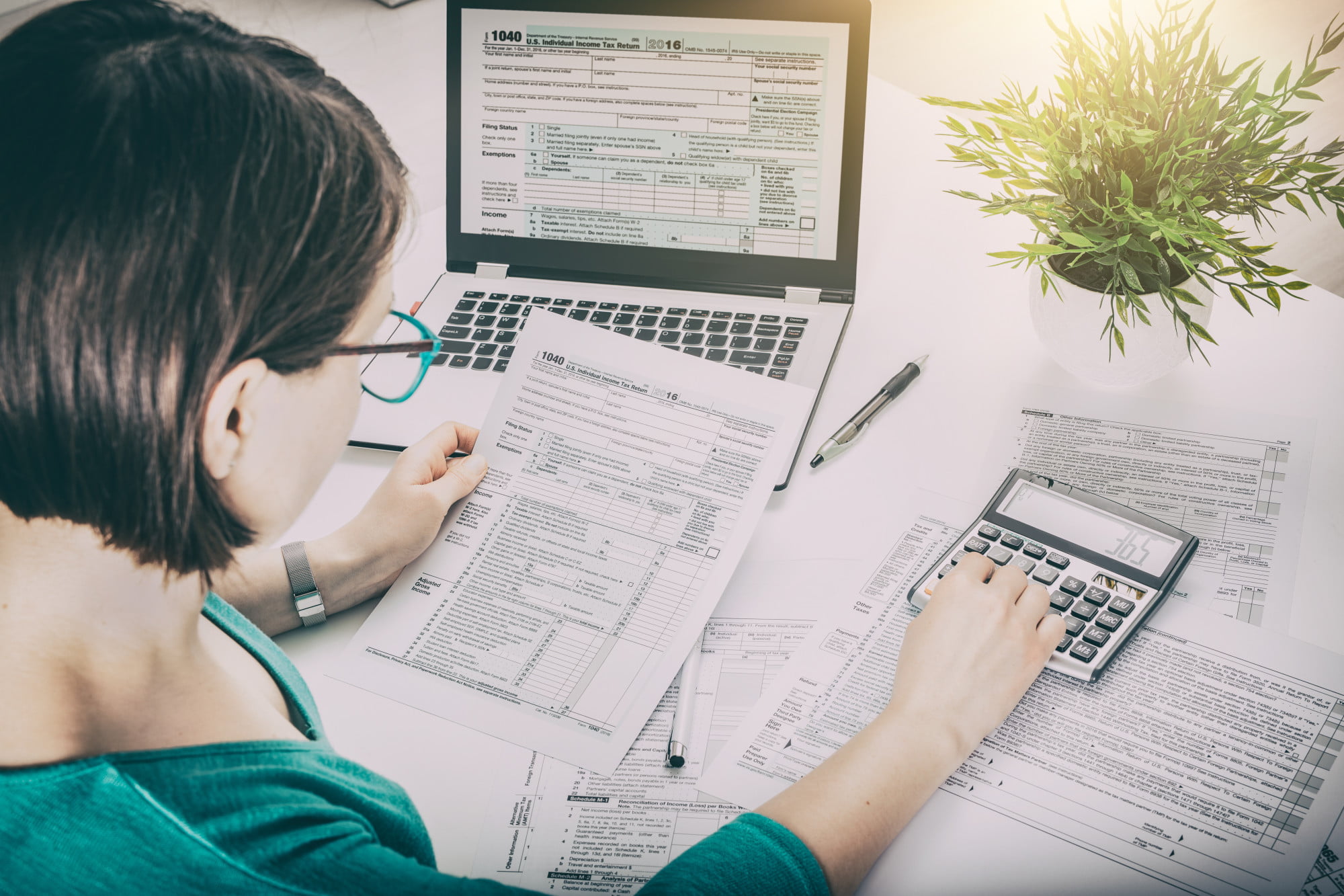 What is considered early tax filing? Find out when the IRS officially starts accepting returns and the benefits of filing taxes early.What is considered early tax filing? Find out when the IRS officially starts accepting returns and the benefits of filing taxes early.
