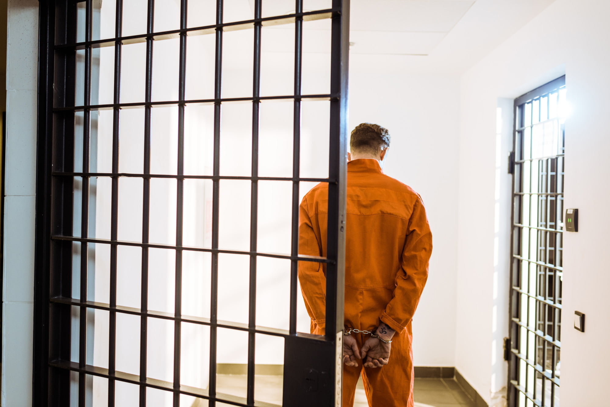 County jail vs prison: How much do you know about the differences between the two? Read on to learn more about the differences between them.