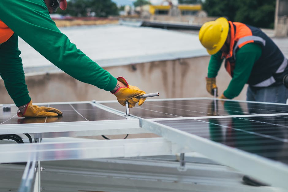 Solar panel removal and reinstall near me: Do you want to know how to choose the right solar installation firm? Read on to learn how to make the right choice.