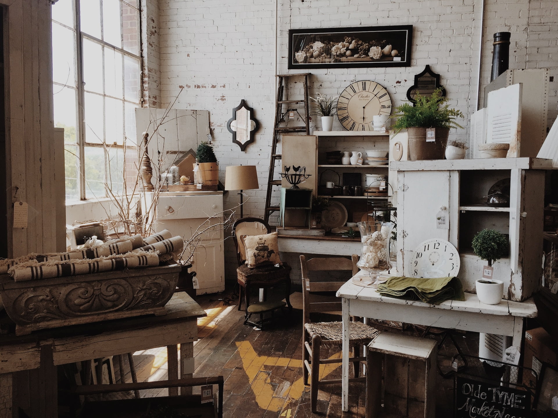 Tips for Getting Antique Furniture and Furnishings