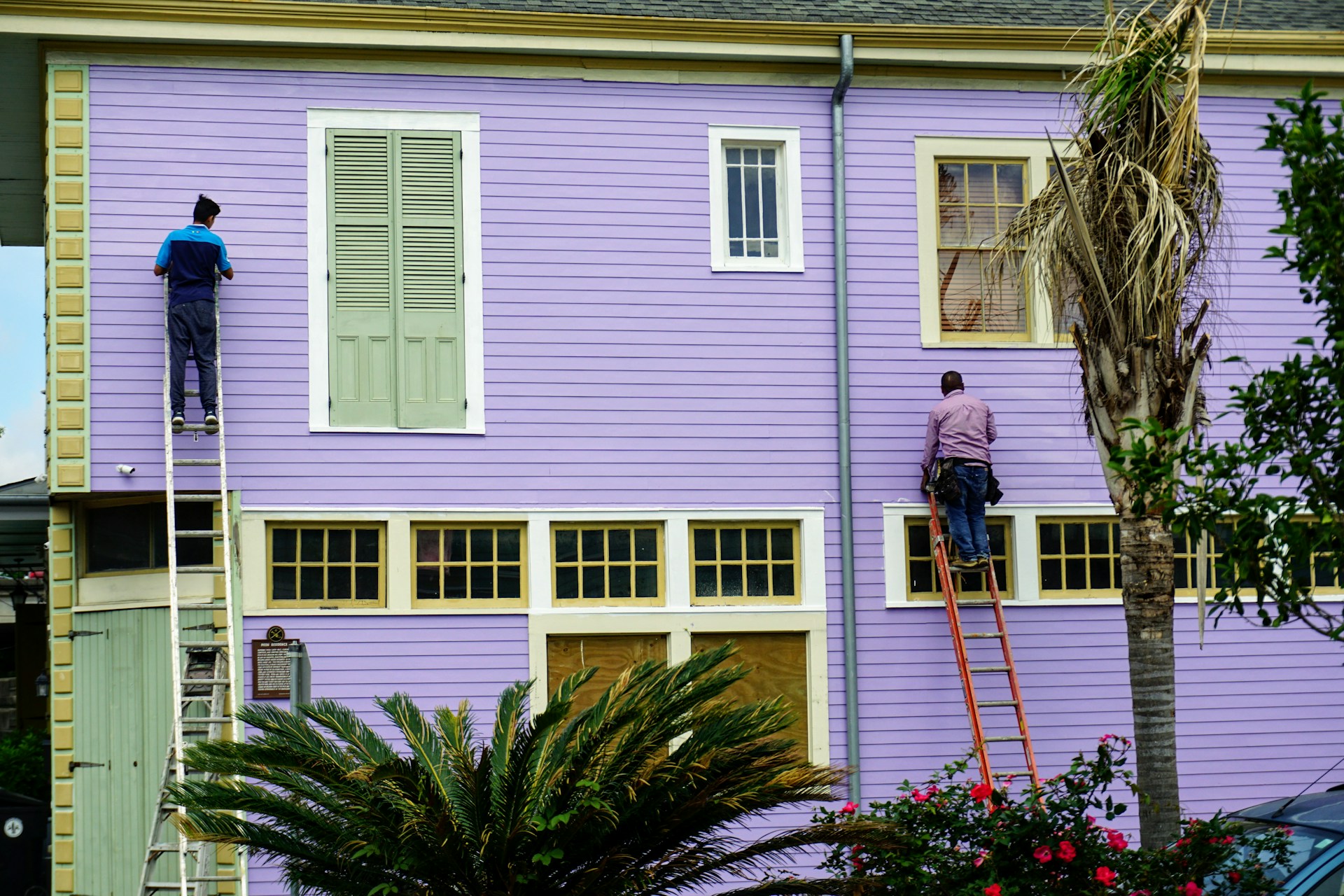Why Quality Matters When Hiring a Skilled Siding Contractor